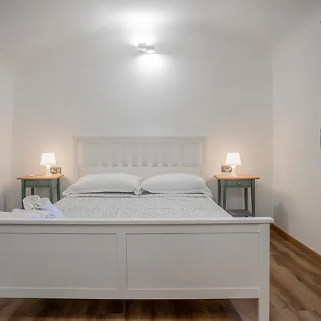 Profumo Di Caruggi - Affitti Brevi Italia Génova