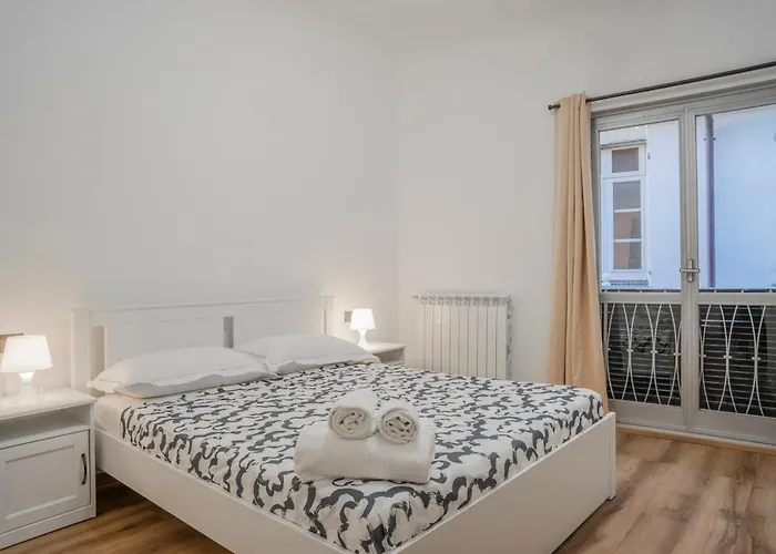 Profumo Di Caruggi - Affitti Brevi Italia *